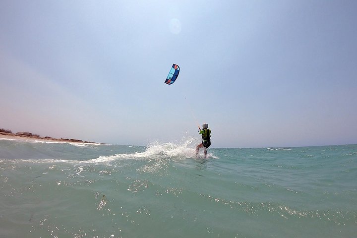 Clases de Kitesurf en Riohacha y Mayapo : De Principiante a Professionista