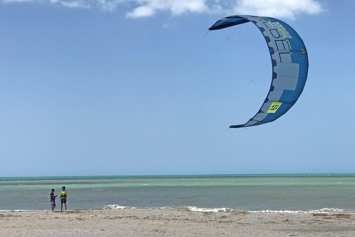 Clases de Kitesurf en Riohacha y Mayapo : De Principiante a Professionista