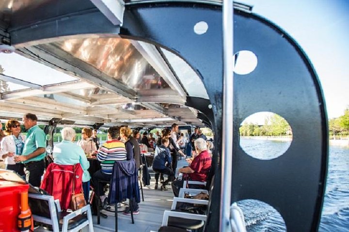 Crucero en barco por Ottawa - Rideau Canal Cruise