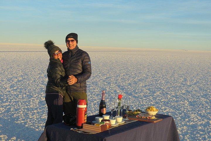 Privat: Solnedgång och stjärnbelysning i Uyuni saltlägenheter.