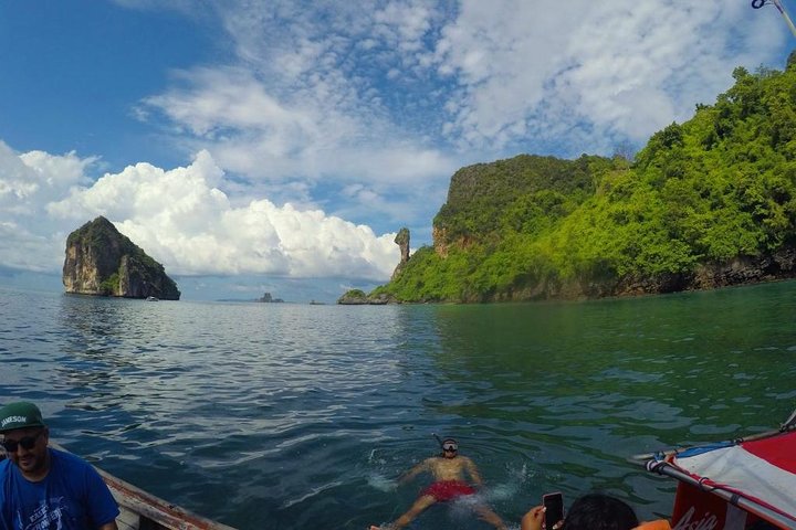 Krabi 4 Island Tour: charter privado de barco de cauda longa