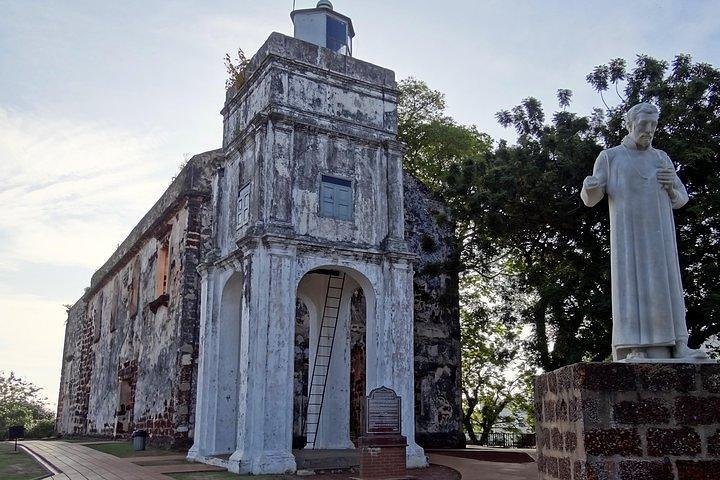 *15 uur uitgebreide Melaka autotour van Johor Bahru met TourGuide