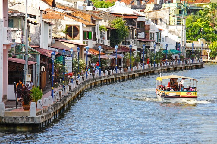 *15 uur uitgebreide Melaka autotour van Johor Bahru met TourGuide