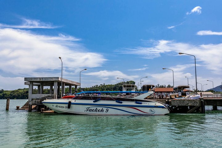 Koh Yao Yai a Koh Phi Phi di Koh Yao Sun Smile Speed Boat