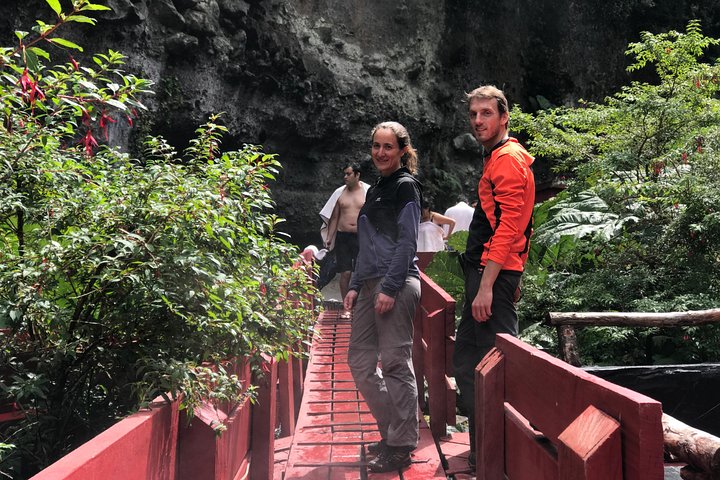 Trekking Mirador el vulkaan + geometrische warmwaterbronnen