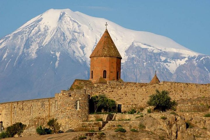 Vær eventyrlysten og ta en tur på fjellet i Mount Ararat