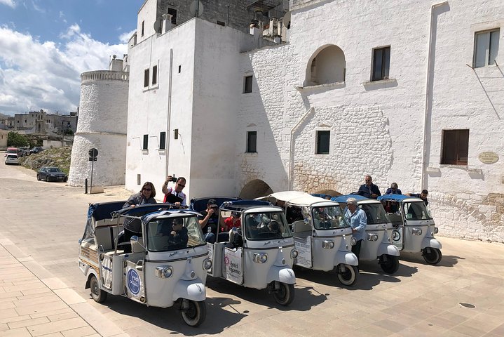 Privérondleiding door het middeleeuwse dorp Ostuni door Tuk Tuk