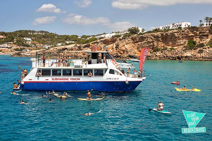 Ibiza strandhopcruise met paddleboards, drankjes en eten 6 uur
