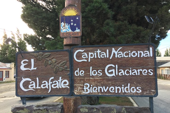 Privatwagen von El Chalten zum Flughafen El Calafate oder in die Stadt