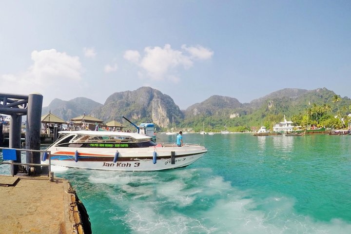 Koh Yao Yai a Koh Phi Phi di Koh Yao Sun Smile Speed Boat