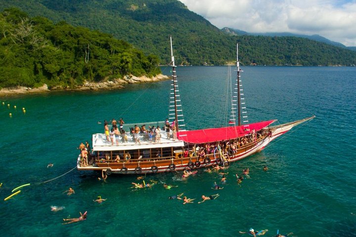 Schooner-tur med eller utan lunch ingår - Angra dos Reis och Ilha Grande