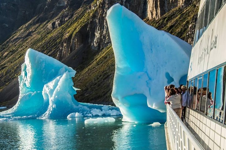 Perito Moreno båttur från El Calafate: Glaciares Gourmet