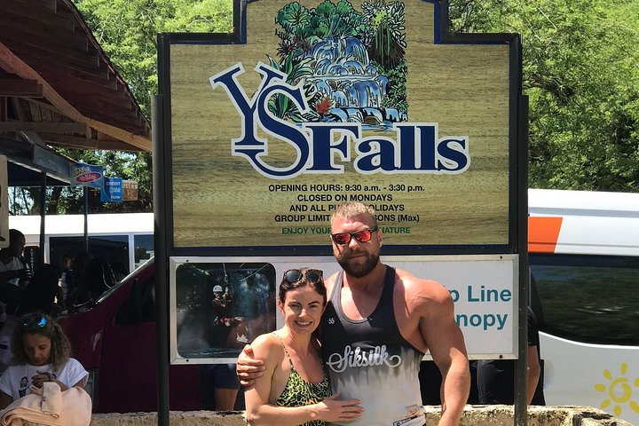 Tour privado de aventura de día completo a YS Falls con recogida