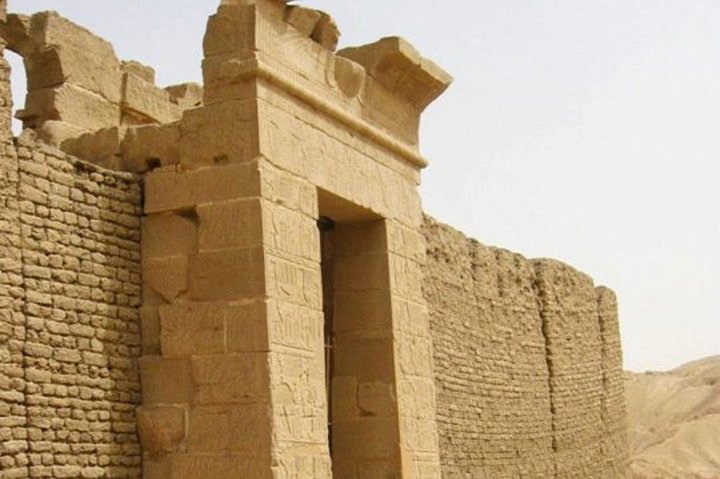 Halve dagtour naar de piramides van Memphis Sakkara en Dahshur
