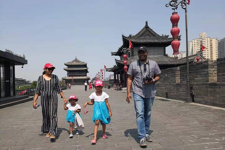 Private Xi'an Day Tour: Terracotta Army&Optional City Attractions