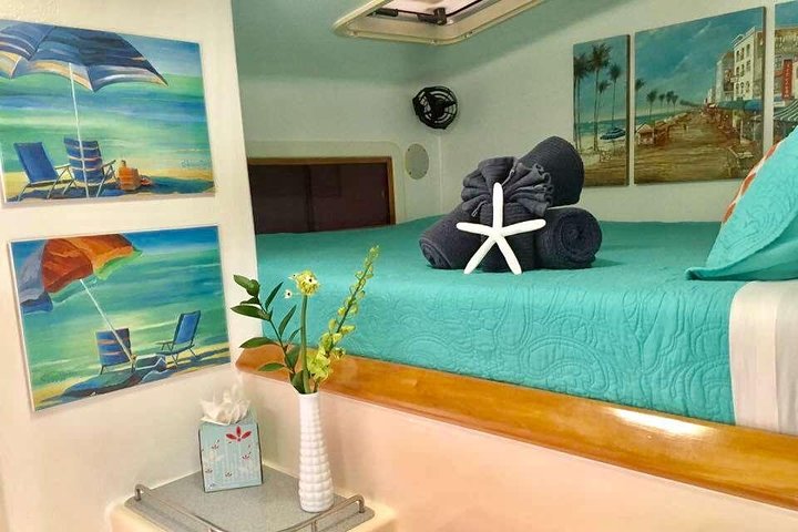 50 'luxe jacht. Privé catamaran-snorkel- en strandervaring van een hele of halve dag