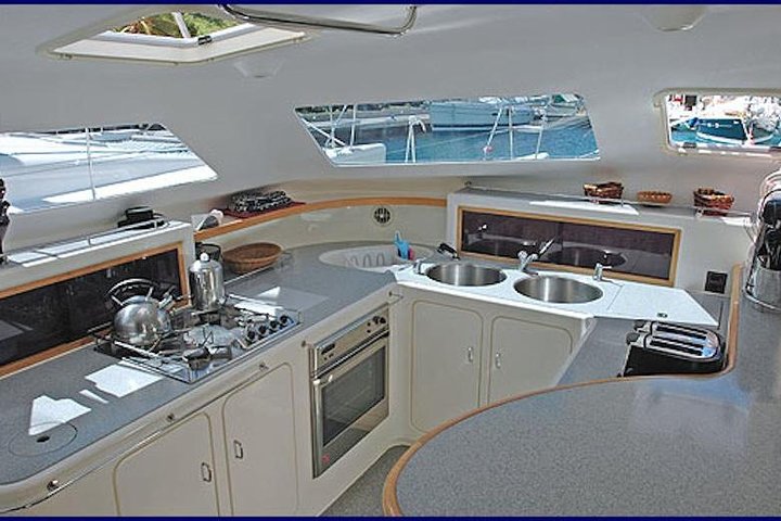 50 'luxe jacht. Privé catamaran-snorkel- en strandervaring van een hele of halve dag