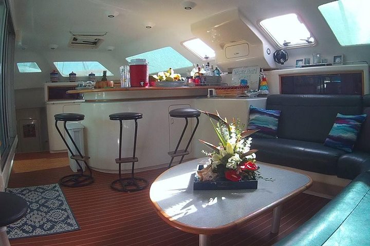 50 'luxe jacht. Privé catamaran-snorkel- en strandervaring van een hele of halve dag