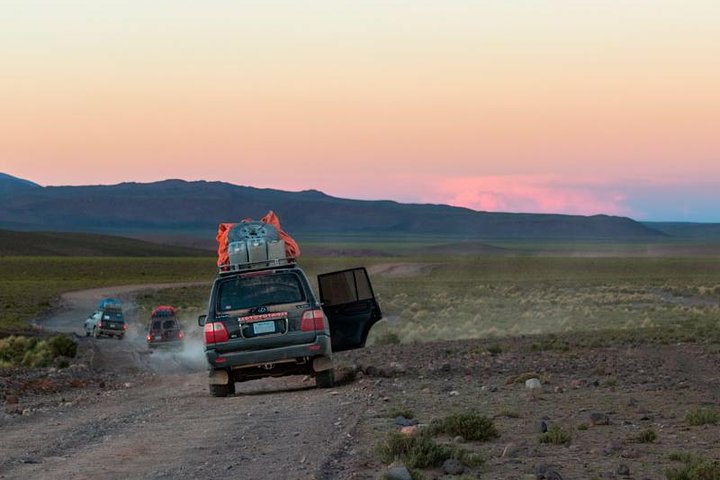 Excursão de 4 dias ao Salar de Uyuni saindo do Atacama> quarto privado disponível