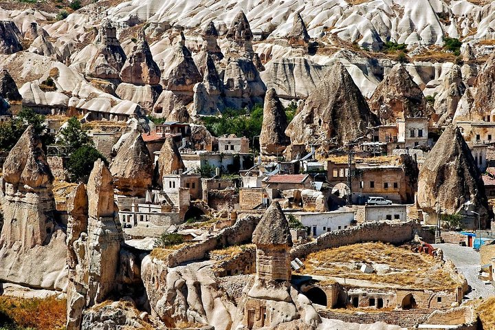 2-tägige private Kappadokien-Tour von Istanbul mit Inlandsflug