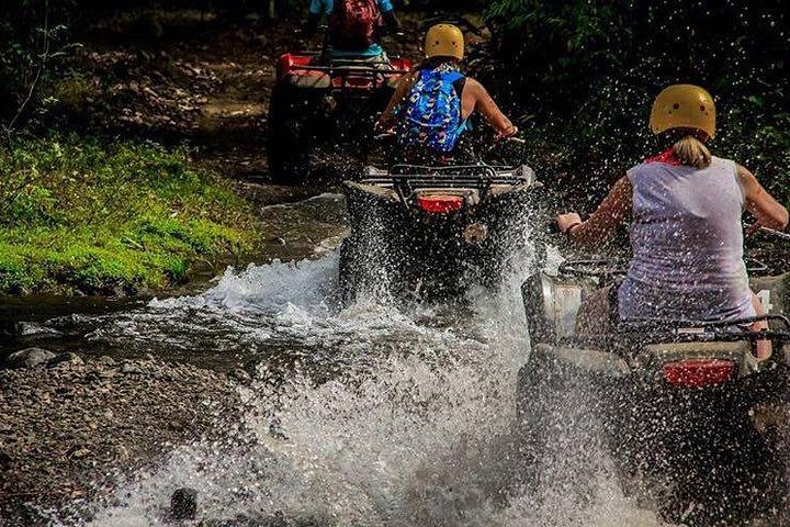 Off - Route VTT Aventure Tour dans un parc privé 850 Acre cascades + vue sur l'océan