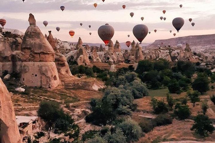 2-tägige private Kappadokien-Tour von Istanbul mit Inlandsflug