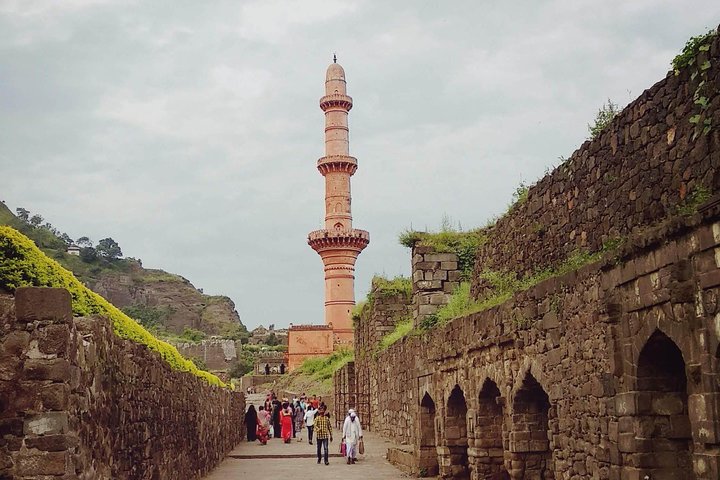 Privé 2-daagse tour: Ajanta Ellora Caves en Aurangabad City