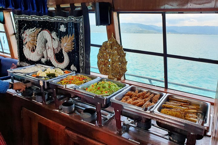 Semi-Private Yacht Adventure til Ang Thong Park's skjulte skatter