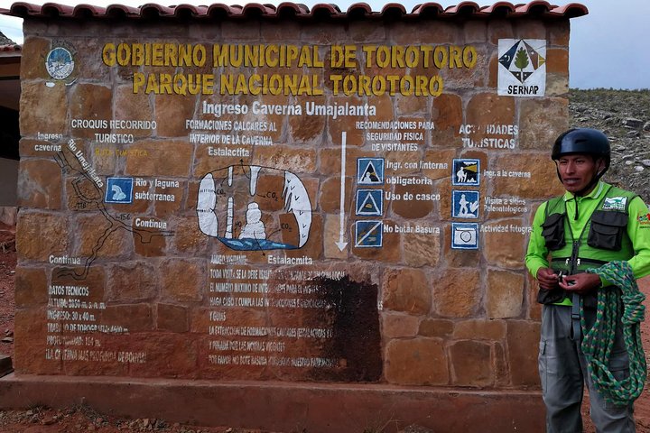 Abenteuer durch den Toro Toro National Park. 3 Tage 2 Nächte. Englisch-Führer