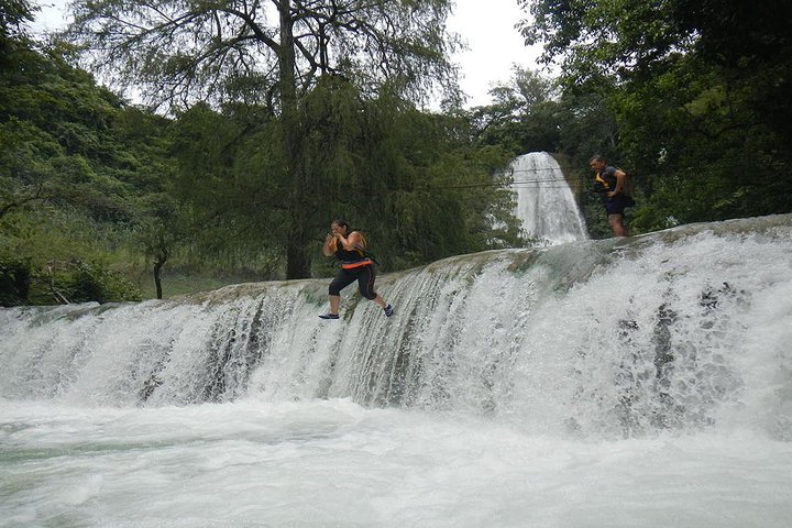 Excursão pelas Cataratas de Minas Viejas e Cachoeiras de Micos