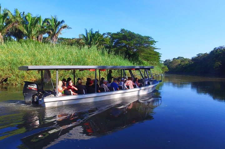 Safari Palo Verde Flusskreuzfahrt, Zuckerrohrschnaps & Kulturtour