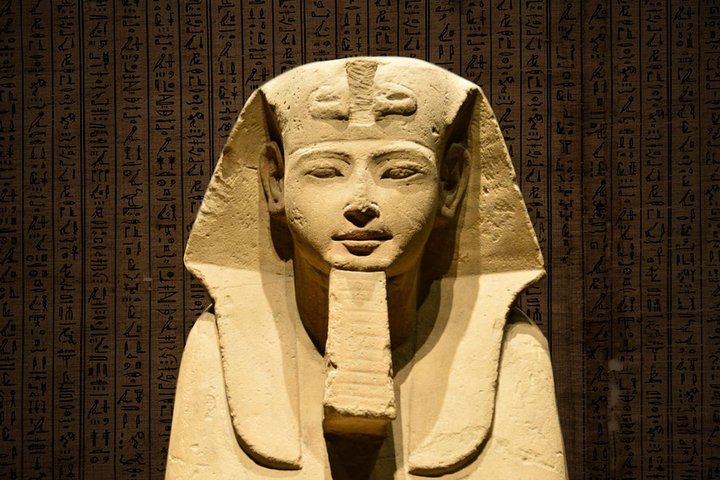 Turin: Egyptiska museet Monolingual Skip-the-line guidad mysterietur, liten grupp