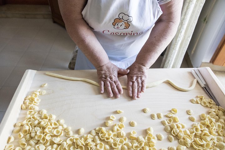 Alberobello: Pasta & Tiramisu klasse i et lokalt hjem af Cesarine