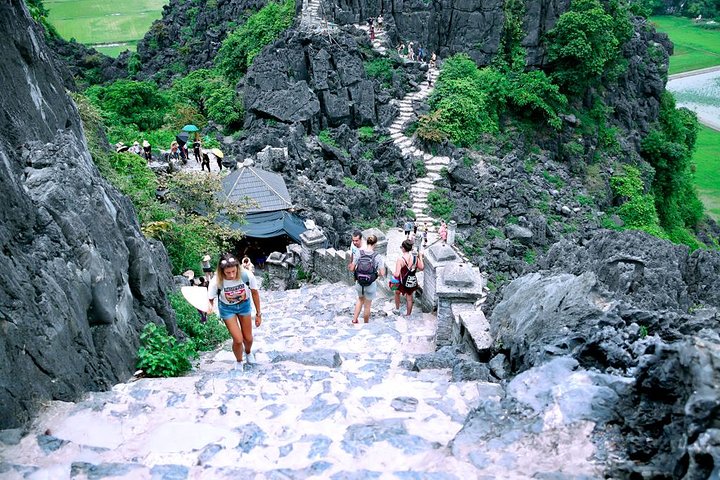 Ninh Binh Dagtocht vanuit Hanoi met Boot en Fiets