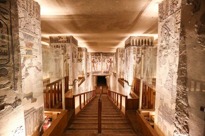 5 dage 4 nætter Nile Cruise: Luxor til Aswan med fly fra Kairo