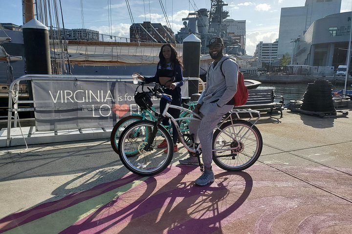 Tour de medio día de alquiler de bicicletas eléctricas en Norfolk