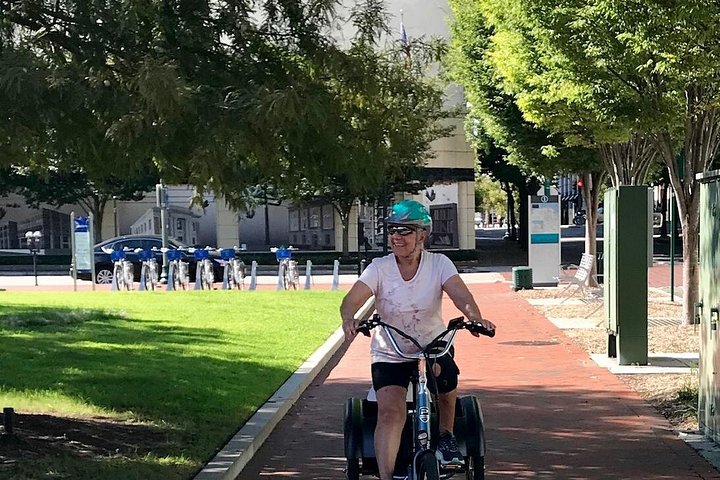 Tour de medio día de alquiler de bicicletas eléctricas en Norfolk