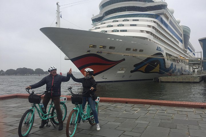 Tour de medio día de alquiler de bicicletas eléctricas en Norfolk