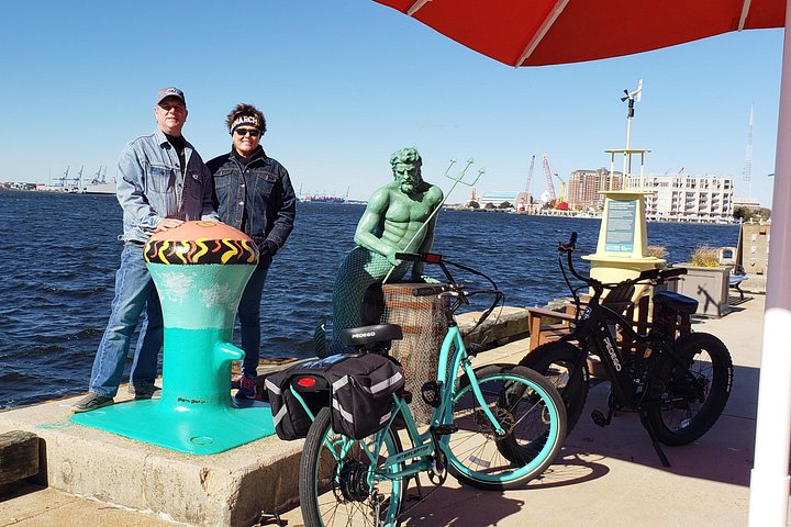 Tour de medio día de alquiler de bicicletas eléctricas en Norfolk