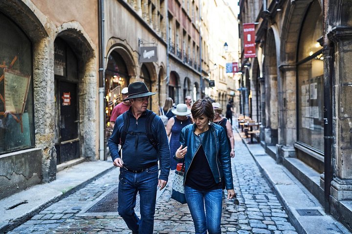 Visite gastronomique de la vieille ville de Lyon avec spécialités locales Dégustation et déjeuner