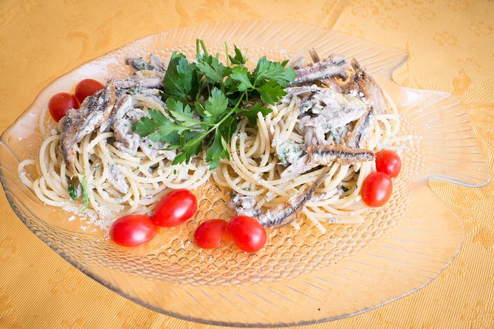 Spiseoplevelse i en lokals hjem i Trapani med Show Cooking