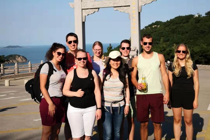 Private Qingdao Laoshan-Tagestour mit Mittagessen und Hin- und Rückfahrt mit der Seilbahn