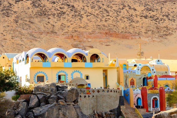 5 dage 4 nætter Nile Cruise: Luxor til Aswan med fly fra Kairo