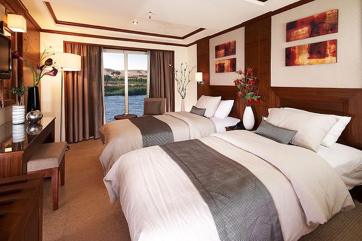 5 dage 4 nætter Nile Cruise: Luxor til Aswan med fly fra Kairo