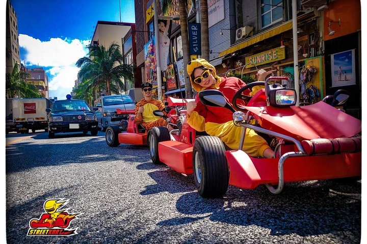 Officiële Street Go-Kart-tour — winkel Okinawa