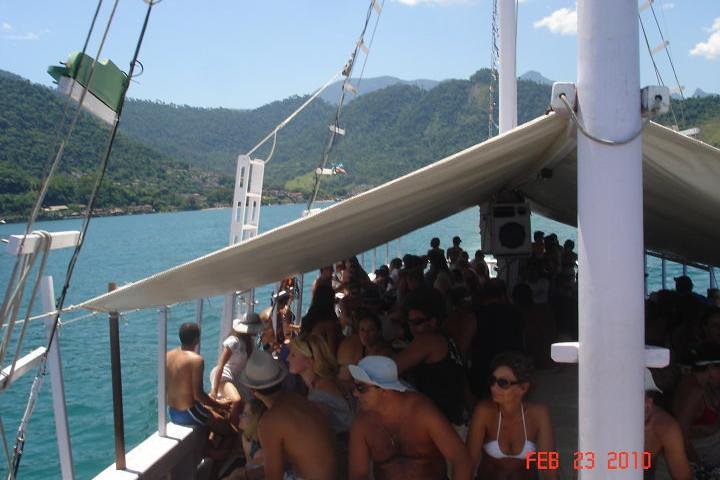 Angra Dos Reis Daily Tour To Paradise. Båttur lunsj og frukt inkludert