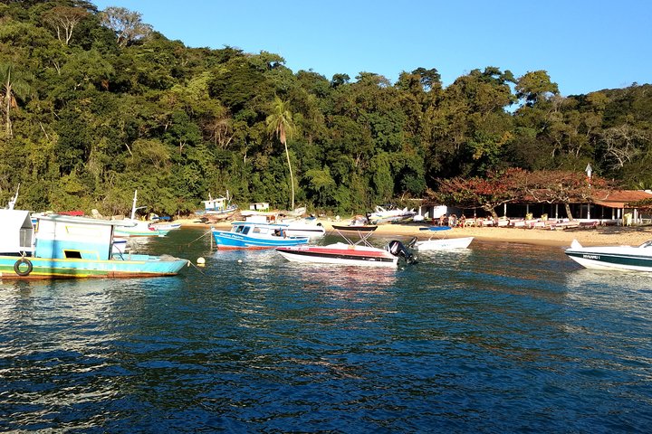 Angra Dos Reis Daily Tour To Paradise. Båttur lunsj og frukt inkludert