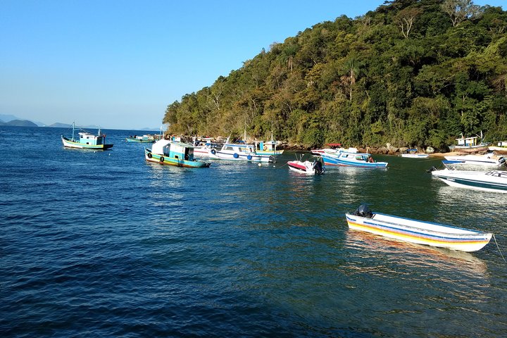 Angra Dos Reis Daily Tour To Paradise. Båttur lunsj og frukt inkludert