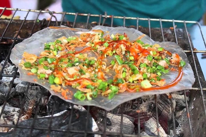 Tour in scooter e street food nella città di Buon Ma Thuot.