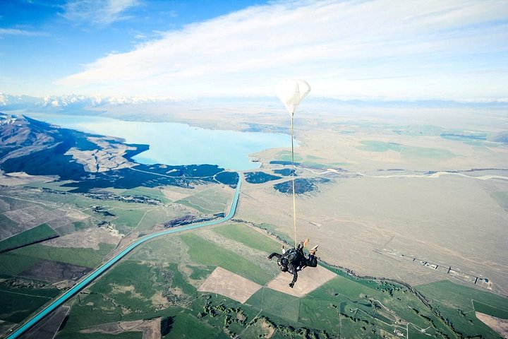 Skydive Mt. Cocinar: más de 45 segundos de caída libre desde 13,000 pies
